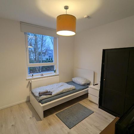 Moderne Wohnung Im Erdgeschoss Mit Terrasse I Ruhige Umgebung Bremerhaven Esterno foto